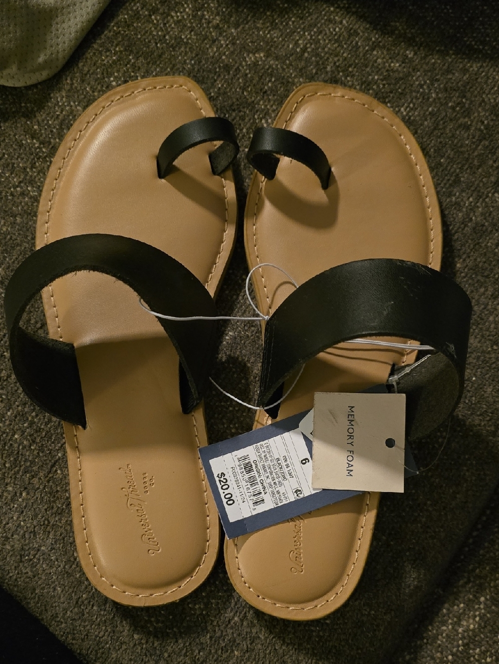 Women's Juno Toe Ring Flat Sandals - Universal Thread